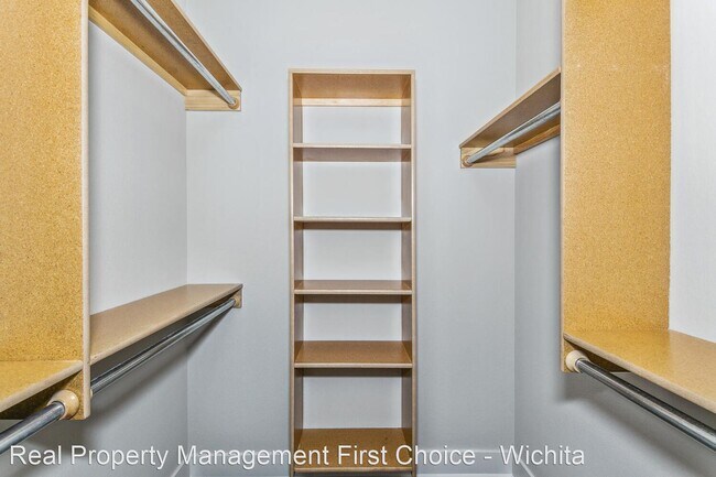 Building Photo - 3 br, 2 bath House - 3619 W 45th ST S