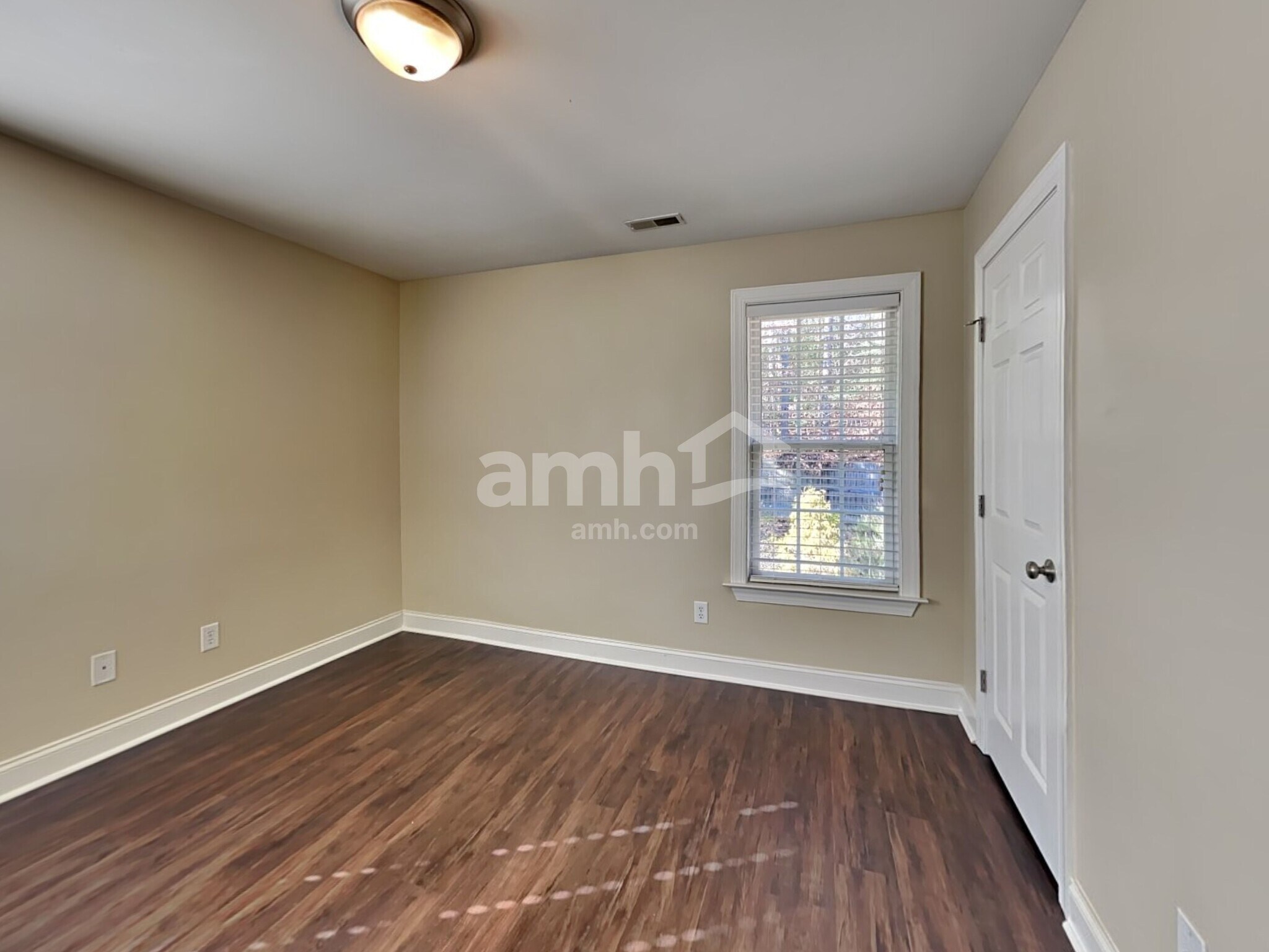 Building Photo - 9535 Waterwood Ct