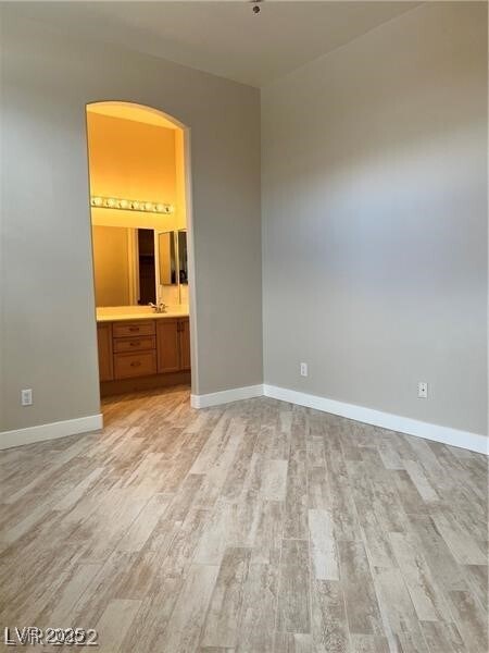 Building Photo - 8252 Nice Ct