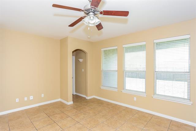 Building Photo - 279 Edison Ln