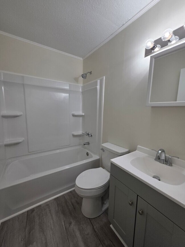 Building Photo - 2266 Onslow Dr