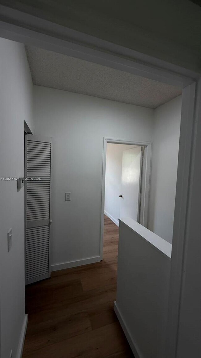 Building Photo - 1531 Barcelona Way