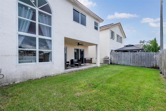 Building Photo - 15025 SW 141st Terrace