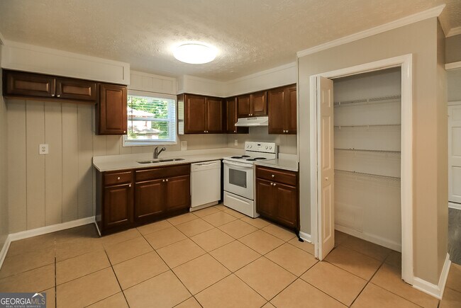 Building Photo - 2745 Westford Ct SW