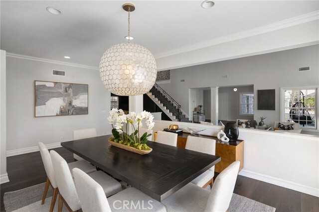 Building Photo - 5 Hillsborough