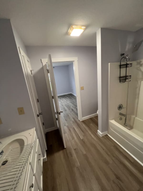 Building Photo - 1502 Elrod St SE