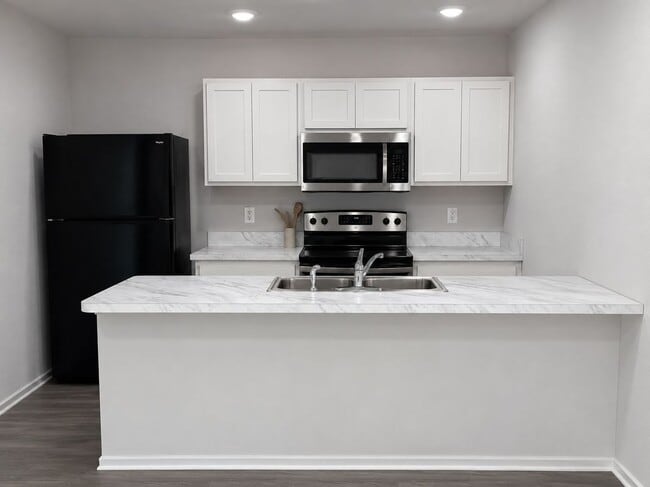 Building Photo - 3518 Silver Springs Court