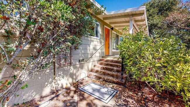 Building Photo - 4230 Mt Taylor Dr