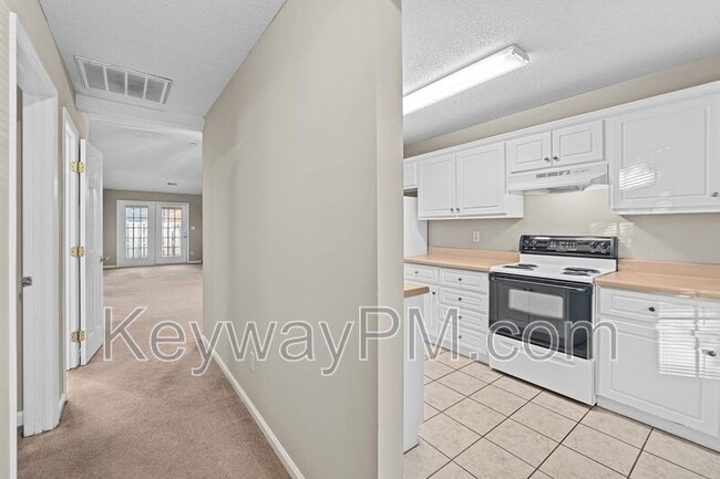 Building Photo - 2011 Summer Valley Way