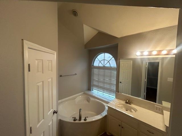 Building Photo - 2105 Cardinal Dr