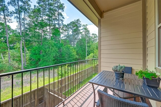 Building Photo - 50 Cheswood Manor Drive