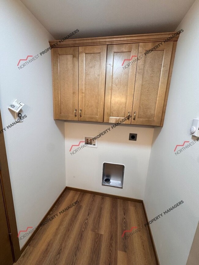 Building Photo - 1818 Brenda Ln