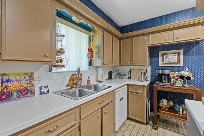 Building Photo - 14311 Sugar Mill Cir
