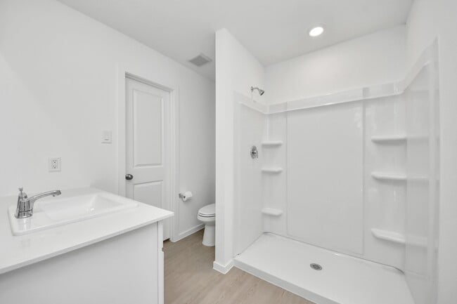 Building Photo - 29643 Knollwood Bay Rd