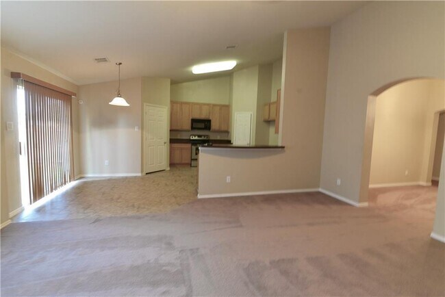 Building Photo - Beautiful Forney home!