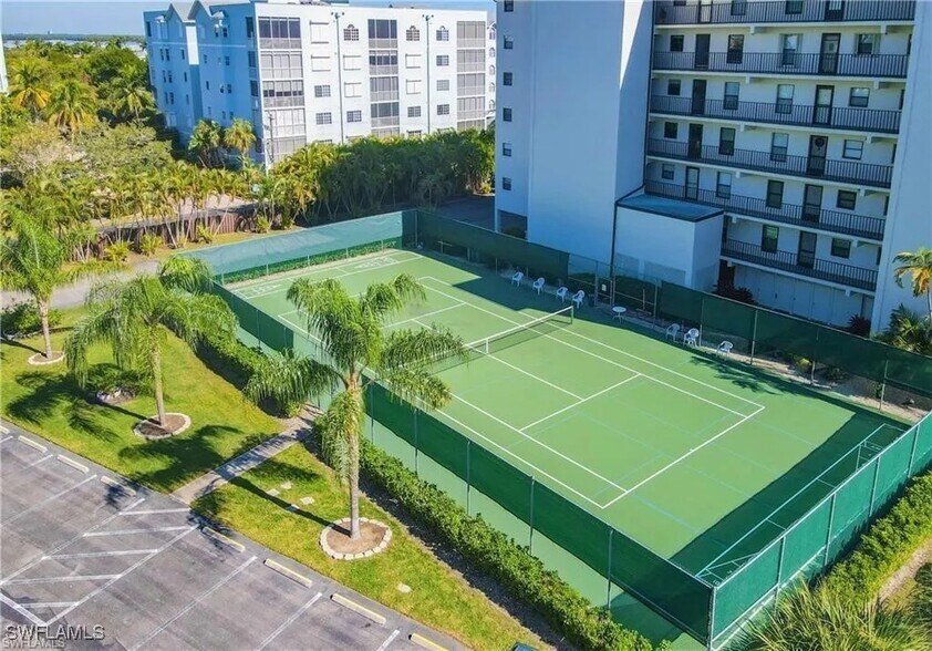 Building Photo - 6895 Estero Blvd