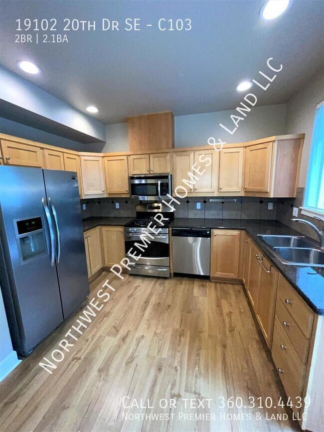 Building Photo - Silver Creek Crossing Condo