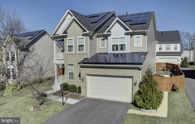 Building Photo - 3041 Moore Ln