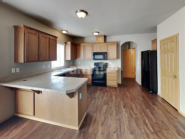 Building Photo - 4826 204th St Ct E