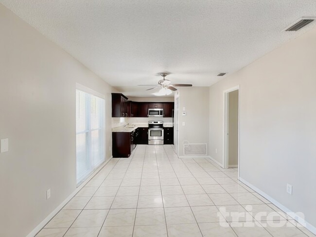 Building Photo - 12624 Eddington Rd