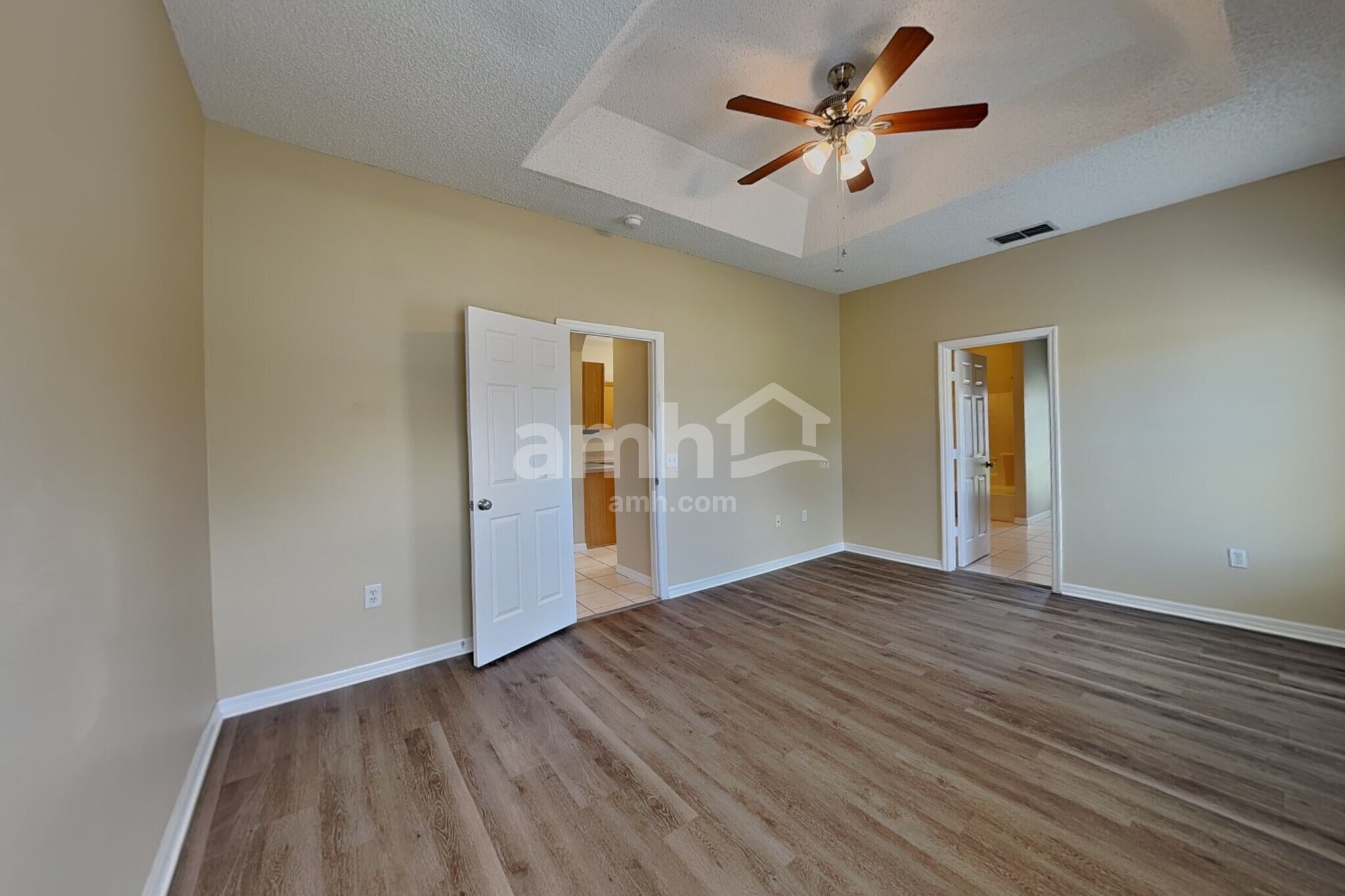 Building Photo - 2505 Sherbrook Ln
