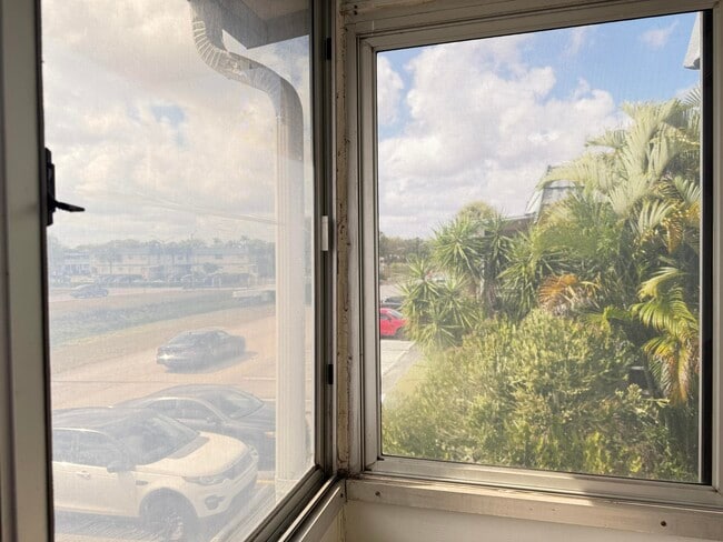 Building Photo - 323 Tuscany F