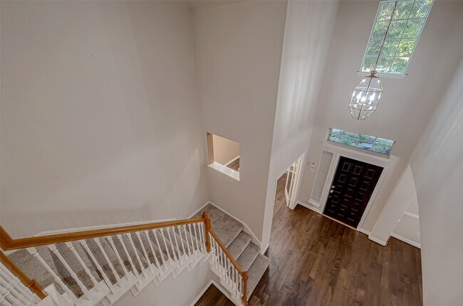 Building Photo - 3827 Garden Way