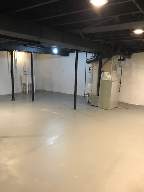 Building Photo - 37469 Charter Oaks Blvd