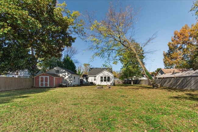 Building Photo - 777 Marvin Ave