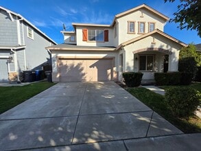 Building Photo - 4 bedroom in north Turlock!