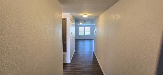 Building Photo - 1809 Gayla Creek Dr