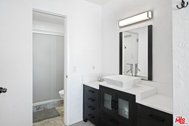 Building Photo - 22548 CA-1