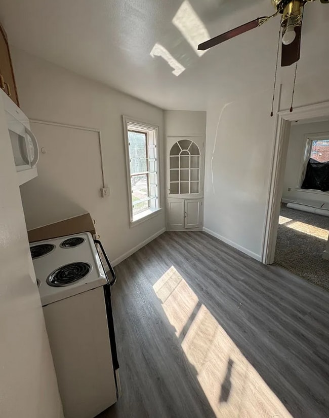 Building Photo - Cozy 2 Bedroom Home for Rent in Carlisle, PA!