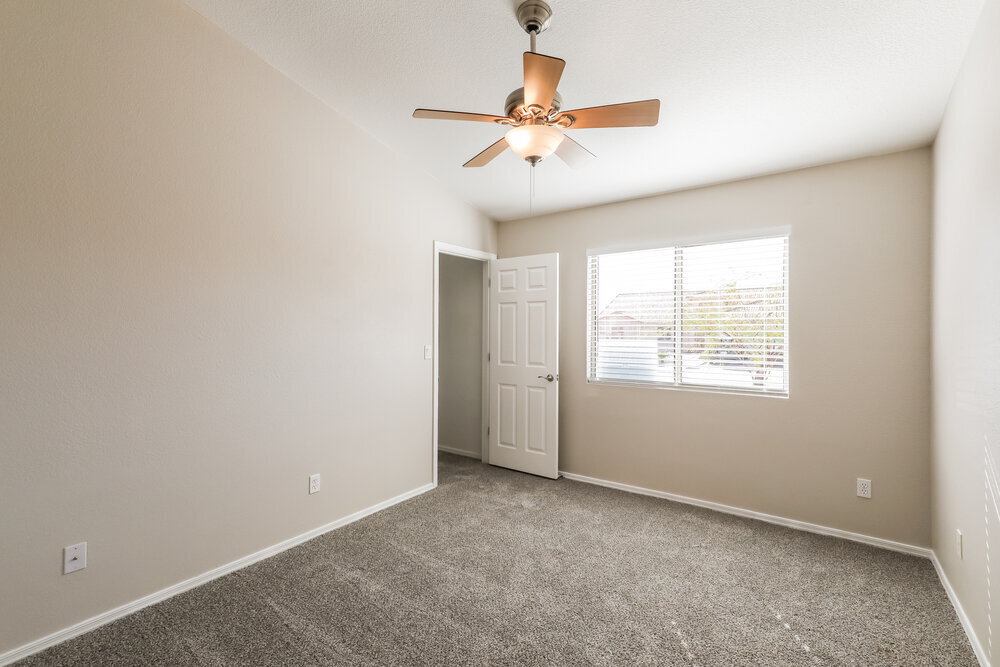 Building Photo - 3295 S Rainburst Pl