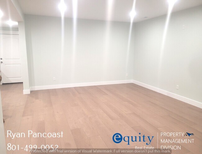 Building Photo - 3076 N 325 W