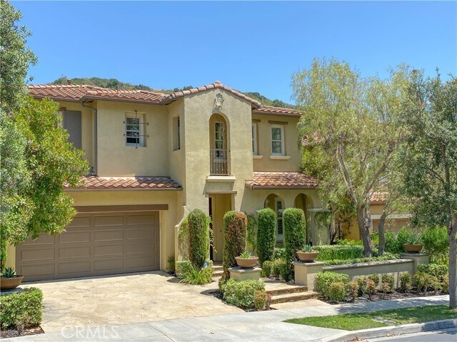 Building Photo - 18 Via Armilla