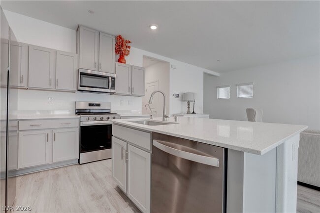Building Photo - 9938 S Ullom Dr