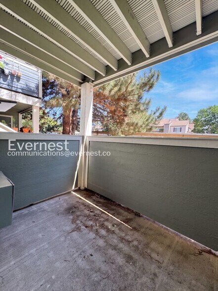 Building Photo - 15128 E Louisiana Dr