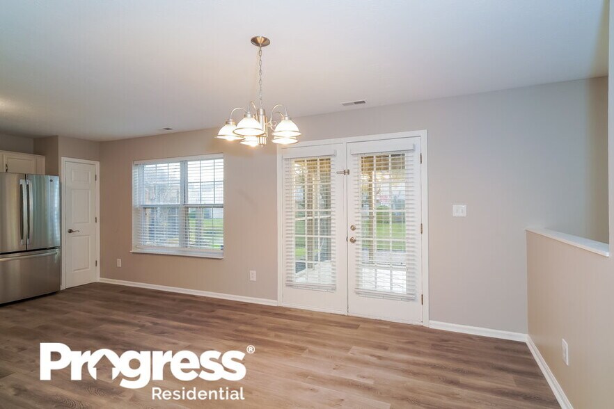 Building Photo - 8633 Buffalo Ridge Dr