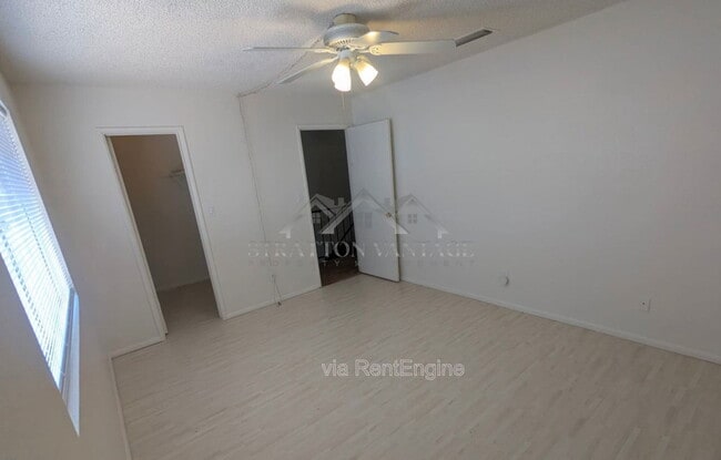 Building Photo - 545 W 16th Ave