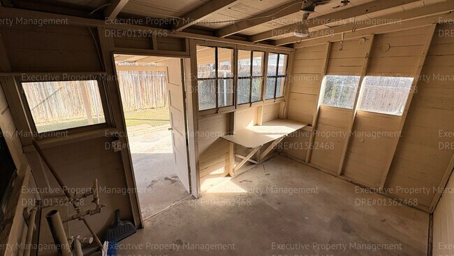 Building Photo - 1625 Camino Sierra