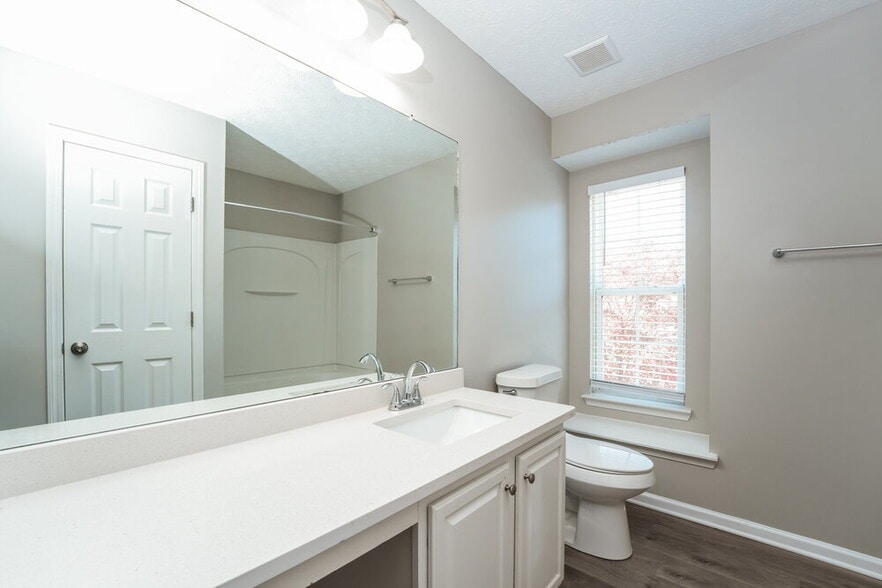 Building Photo - 1928 White Top Rd SE