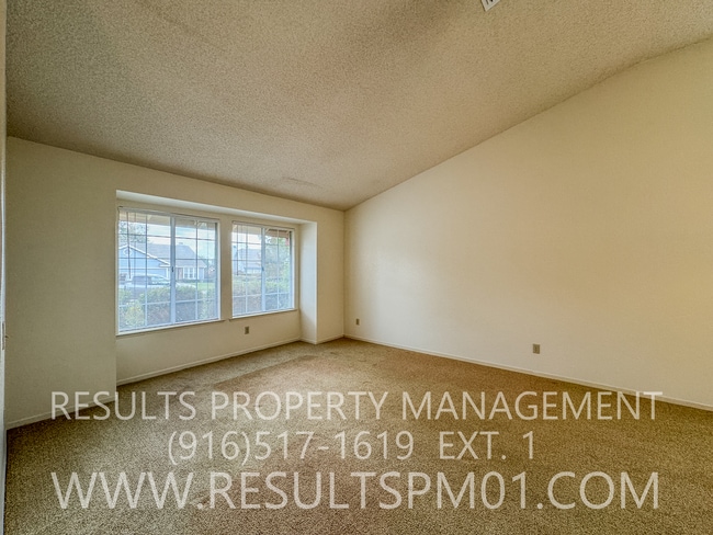 Building Photo - Take a Look! Stanford Ranch 3 Bedroom!!