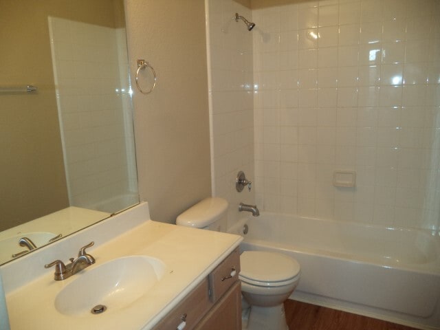 Building Photo - 13030 Maile Park Dr