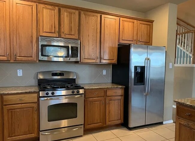 Building Photo - 15114 Wing Heart