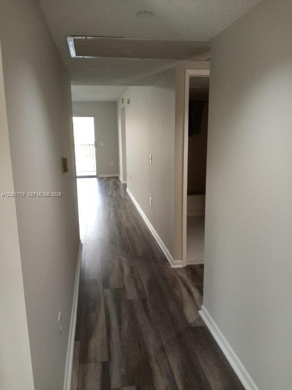 Building Photo - 1351 SW 141st Ave