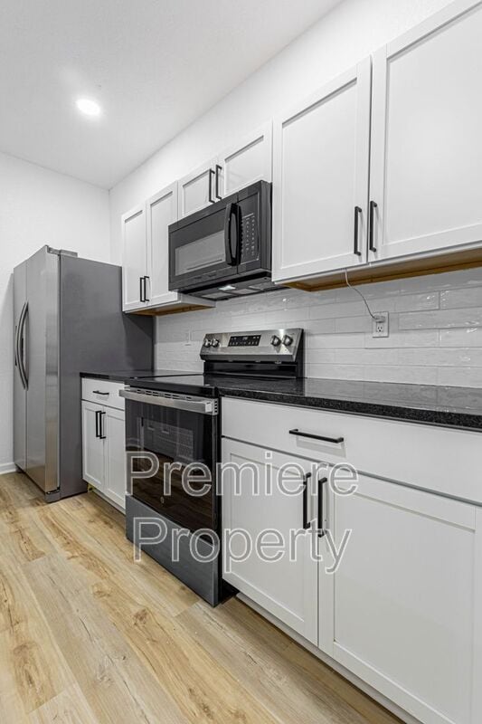 Building Photo - 17326 E Susquehanna Dr