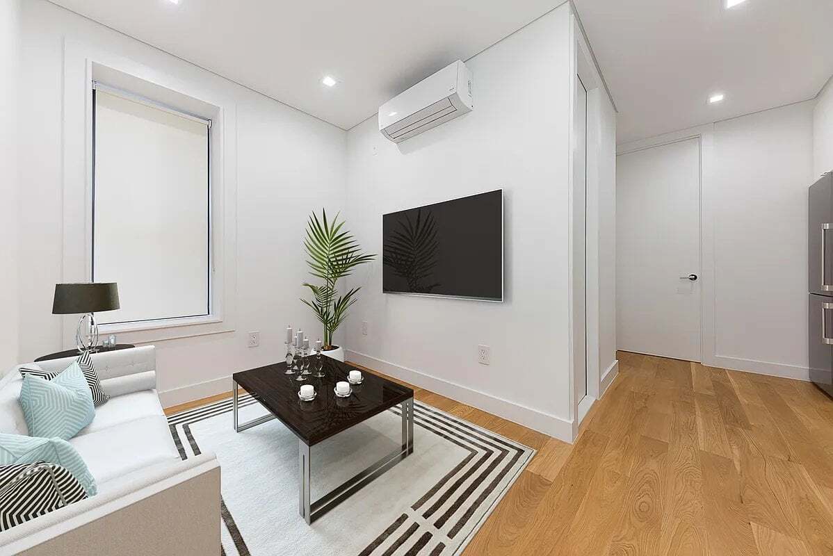 Building Photo - 59 Thompson St