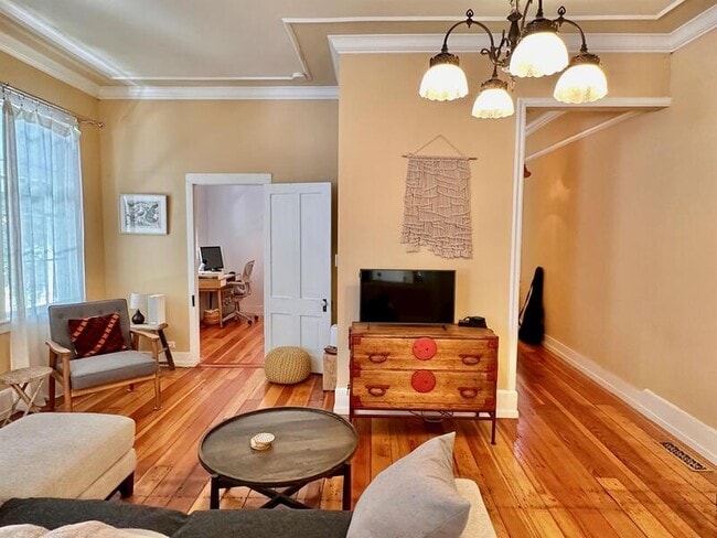 Building Photo - 212 Nevada St