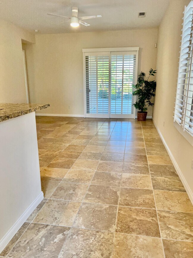 Building Photo - 81952 Avenida Bienvenida